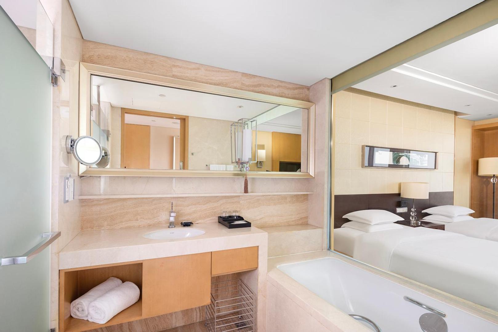 Sheraton Wuxi Binhu Hotel Екстериор снимка